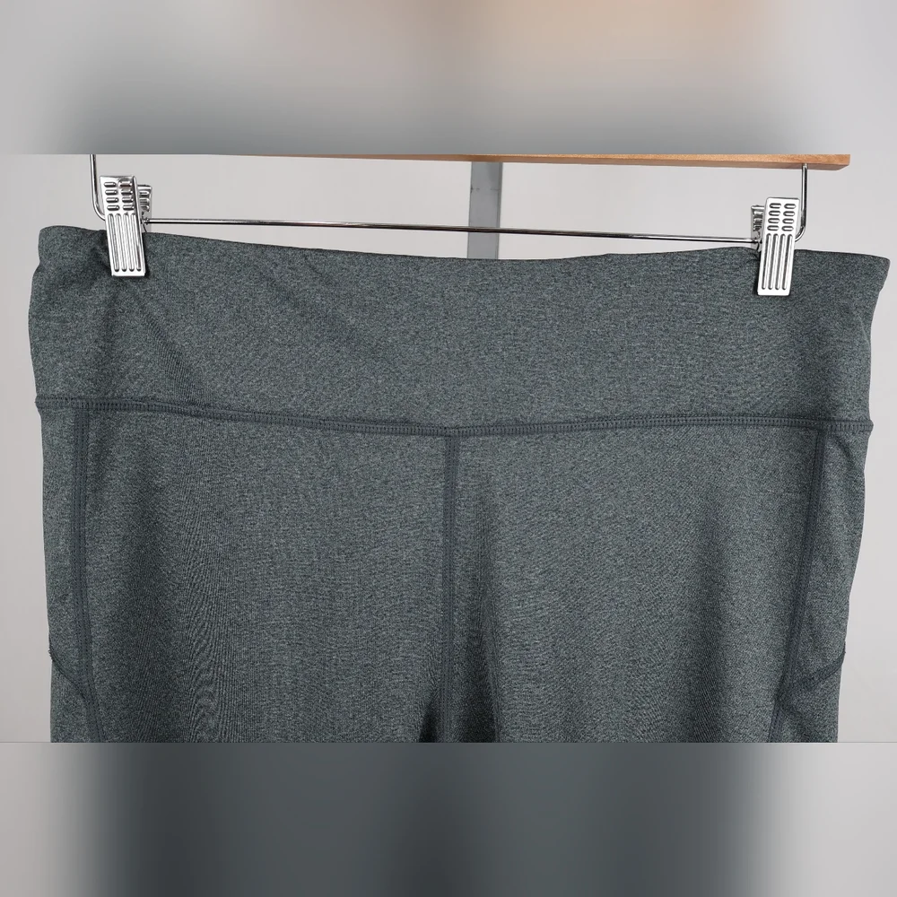 🔖 Reebok Gray Leggings - Picture 2 of 7